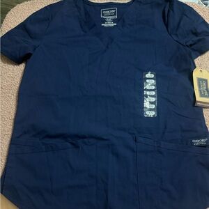 Cherokee scrub top